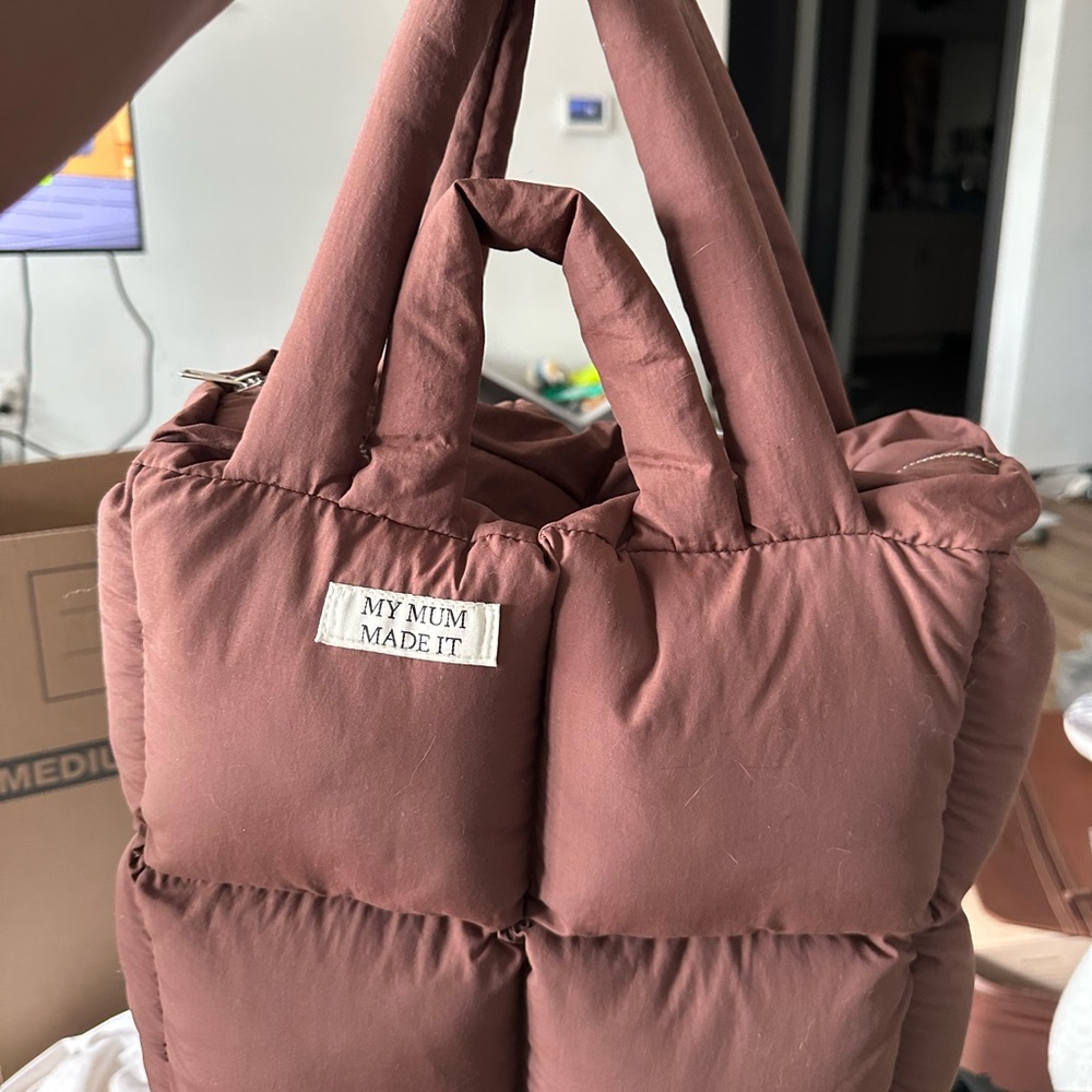 My Mum Made It Brown Puffer Tote Bag